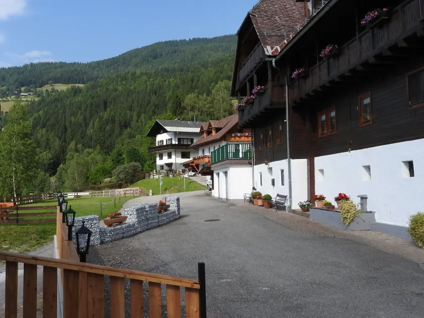 Ertlschweigerhaus - Image 1