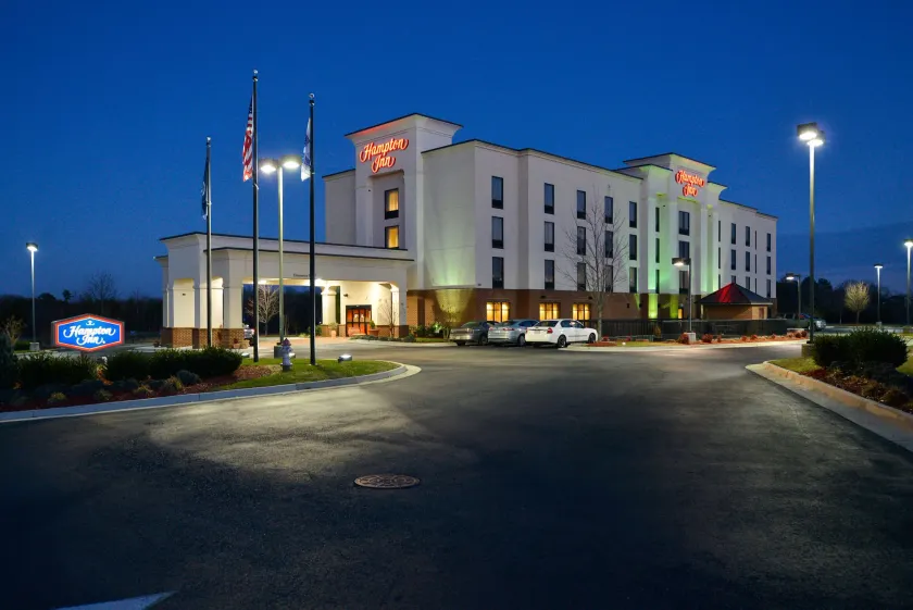 Hampton Inn Farmville, VA - Image 1