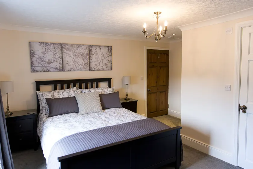 Belford House Self Check-in Rooms & Apartments - Image 1