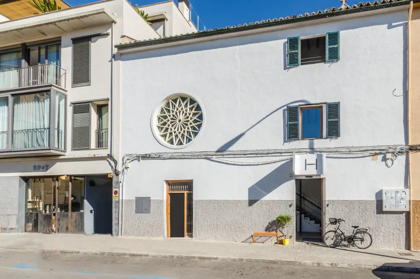 Urban Hostel Palma - Image 1