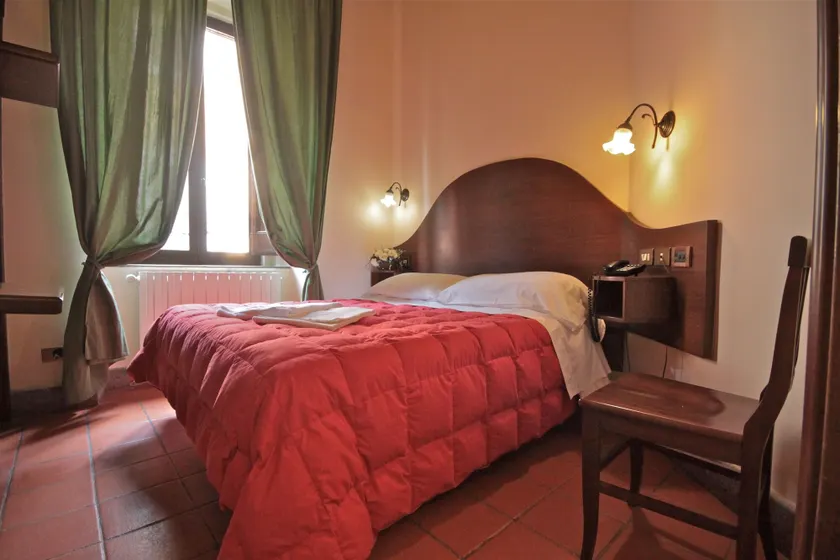 Hotel Panda - Image 1