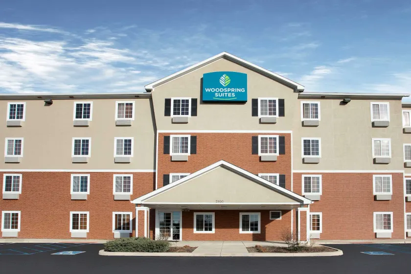 WoodSpring Suites Fort Wayne - Image 1