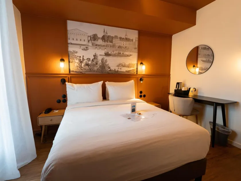 Mercure Paris Voltaire Quartier Bastille - Image 1
