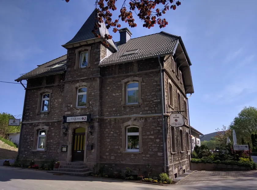 Hotel Zur-Borke - Image 1