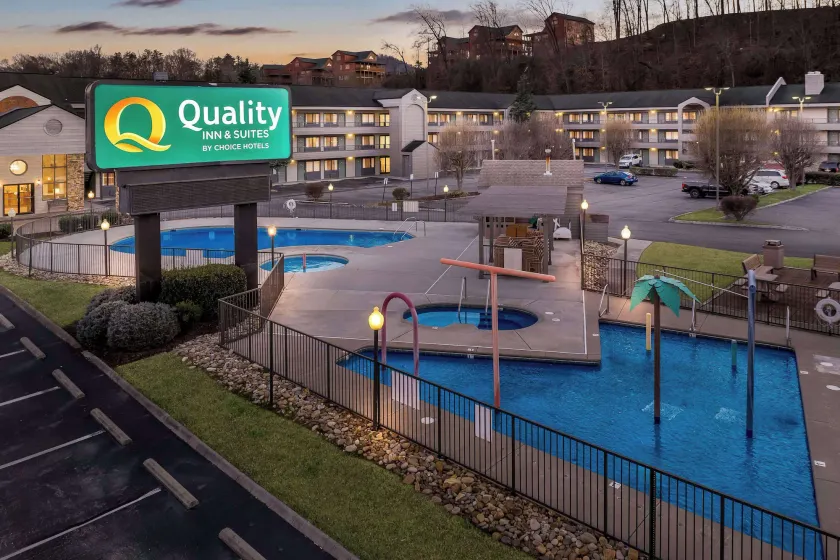 Quality Inn & Suites at Dollywood Lane - Image 1