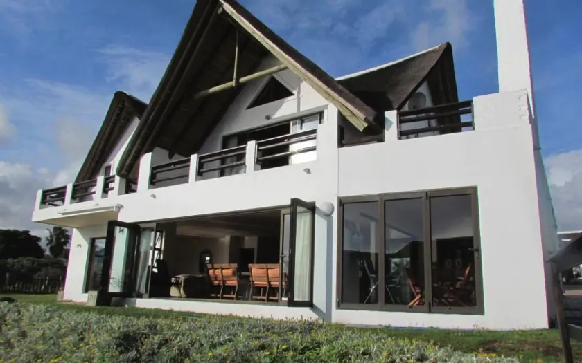 St Francis Bay House On The Canal - Image 1