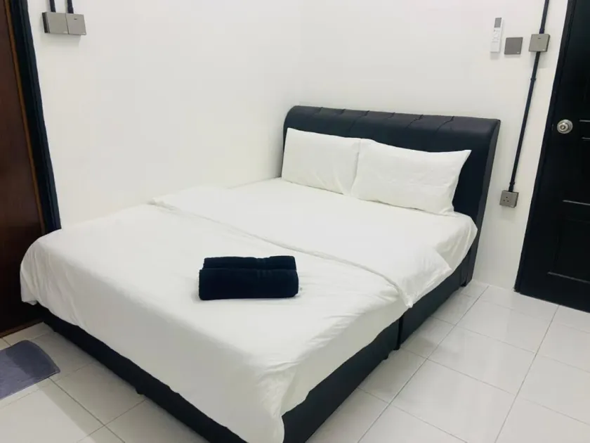 JK Roomstay - Image 1