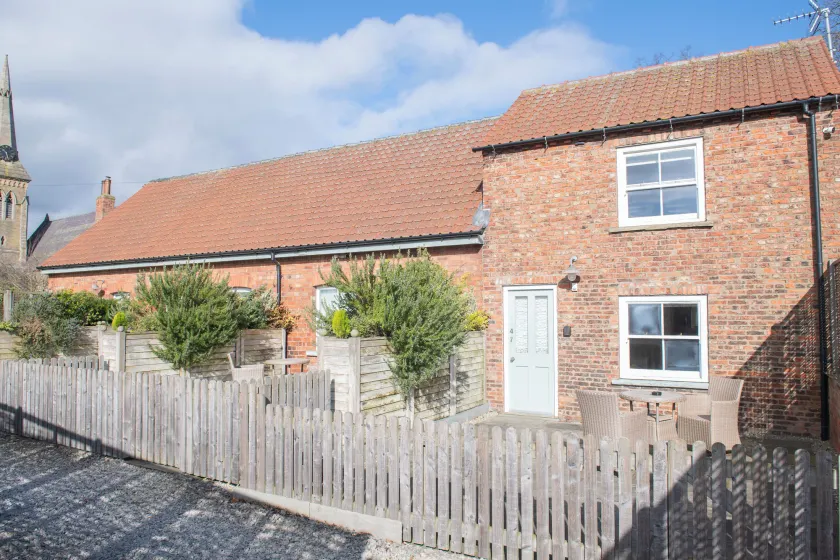 Stapleton/Parkgate Cottages - Image 1