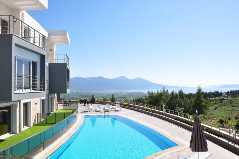 Lavender Residence - Image 1