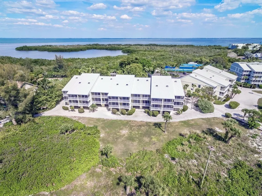 Beach Villas - Image 1