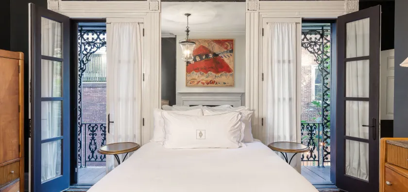 The DWIGHT D Hotel  - Image 1