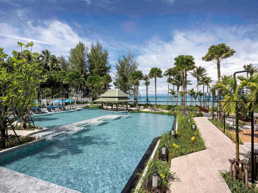 Grand Mercure Khao Lak Bangsak - Image 1
