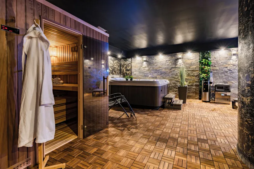 Rezydencja Wind Rose Luxury ApartHotel Gdańsk - Prywatne SPA - Image 1