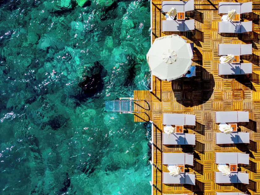 Medusa Hotel - Image 1