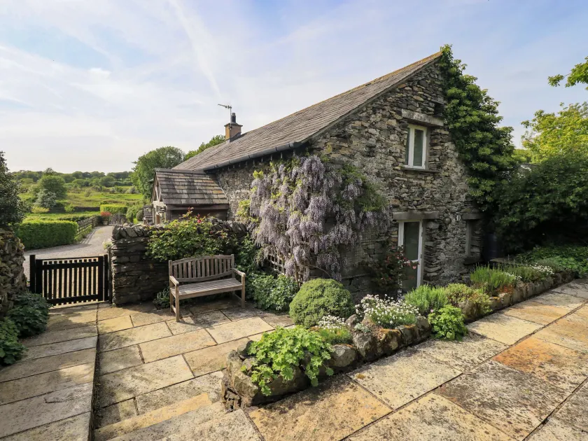 Pheasant Cottage, CARTMEL - Image 1