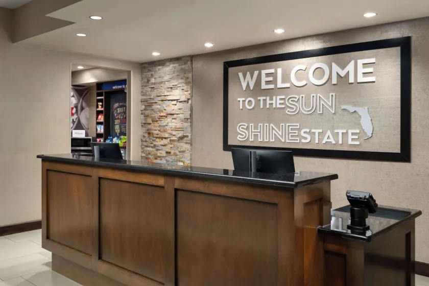 Hampton Inn & Suites Orlando/Downtown South - Medical Center - Image 1