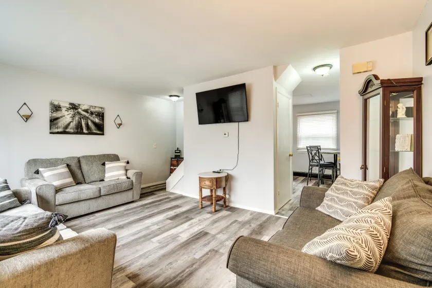 4 Mi to Dtwn Rochester: Charming Apt w/ Patio! - Image 1