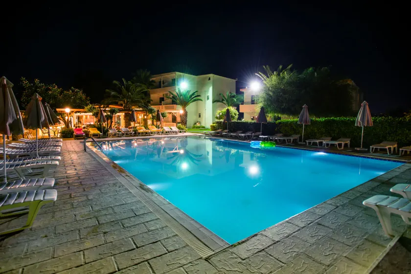 Meliton Hotel - Image 1