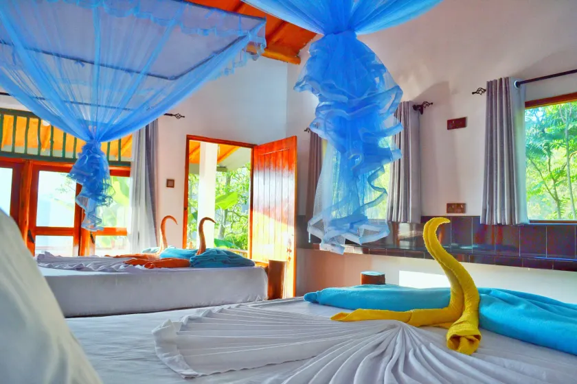 Rainbow Sky Cottage - Image 1
