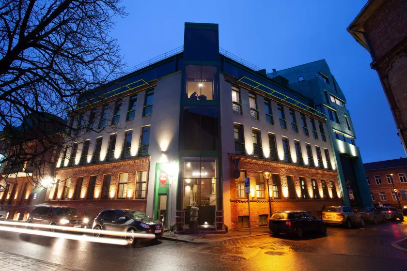 BEST WESTERN Santakos Hotel - Image 1