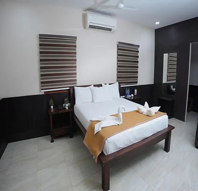 AAR Royal Residency - Image 1