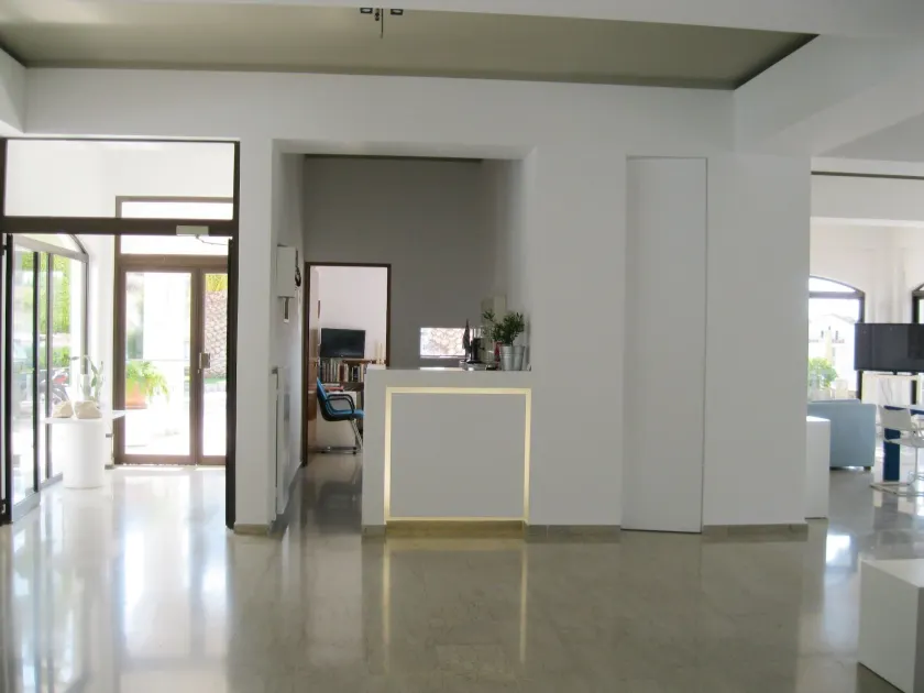 Apollon Resort - Image 1