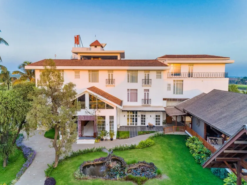 Highland Club - Image 1
