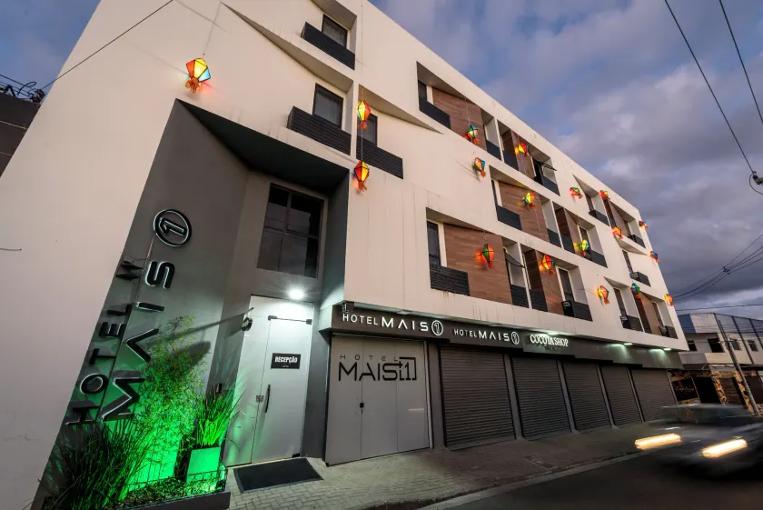 Hotel Mais1 - Image 1