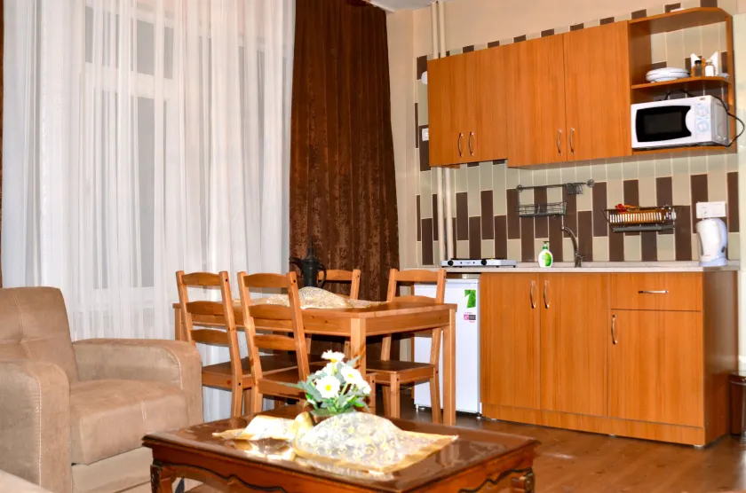 Elit Apartments - Image 1