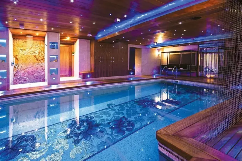 Mała Anglia Deluxe Rooms & SPA - Image 1