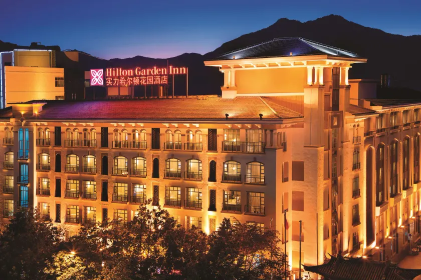 Hilton Garden Inn Lijiang - Image 1