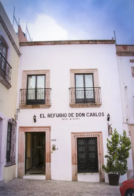 Hotel y Suites el Refugio de don Carlos - Image 1