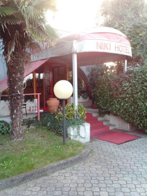 Hotel Niki - Image 1