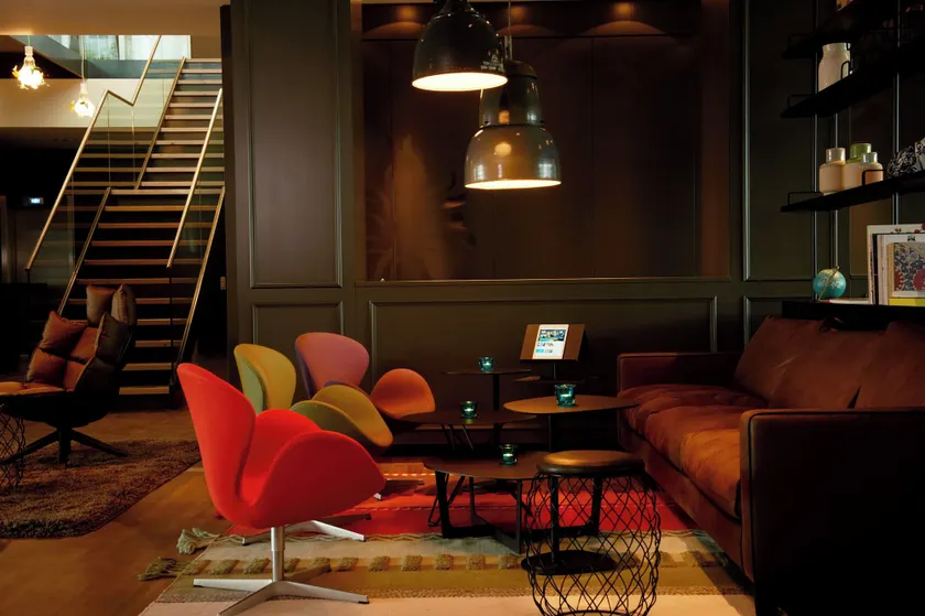 Motel One Amsterdam - Image 1