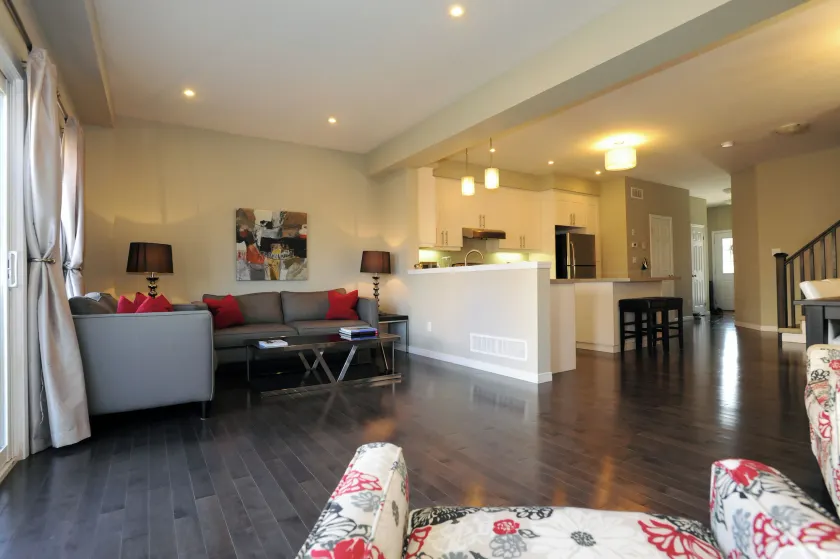 Boardwalk Homes - Executive Guest Rooms & Townhomes - Image 1