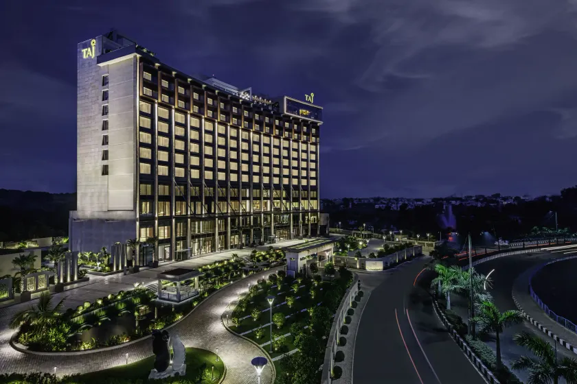 Taj Lakefront Bhopal - Image 1