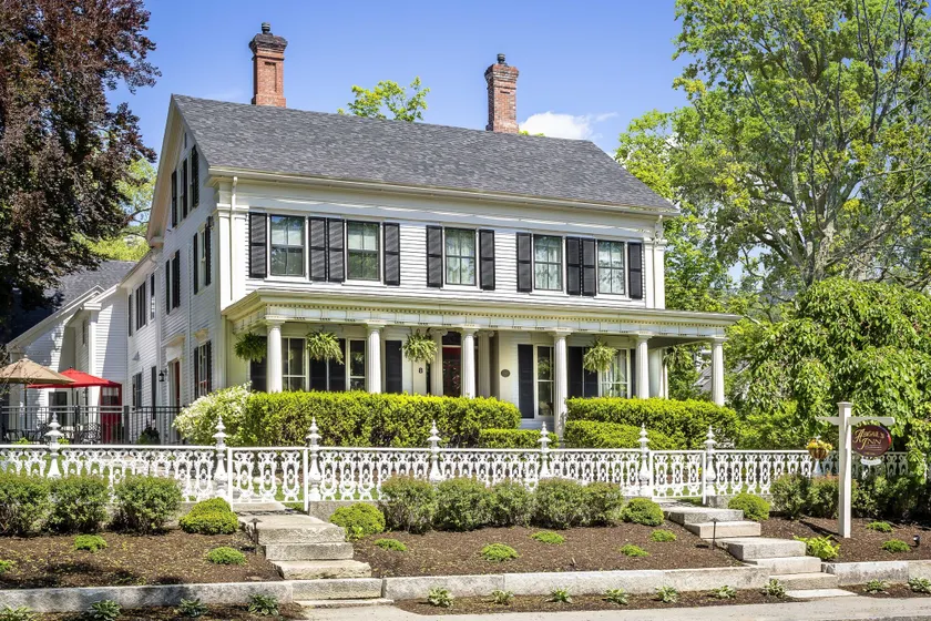 Abigail's Inn - Image 1