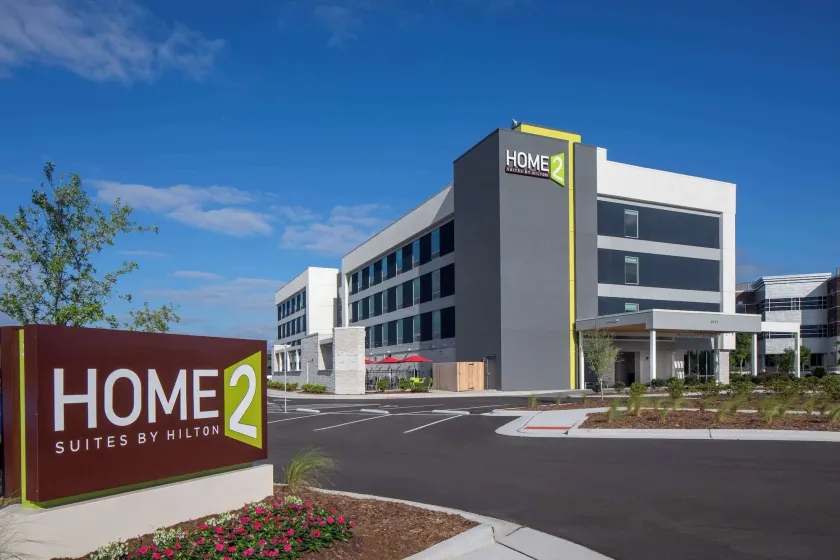 Home2 Suites By Hilton Wilmington Medical Park Downtown - Image 1