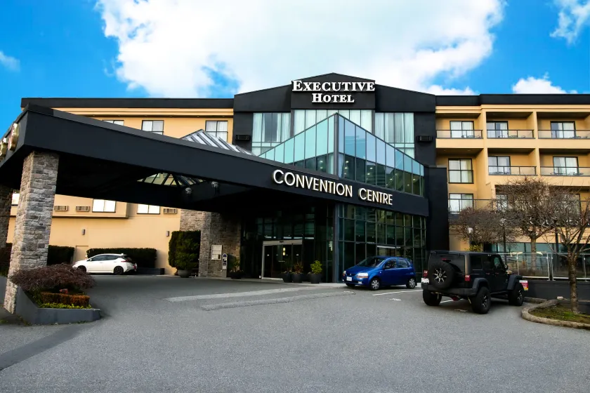 Executive Suites Hotel & Conference Center, Metro Vancouver - Image 1