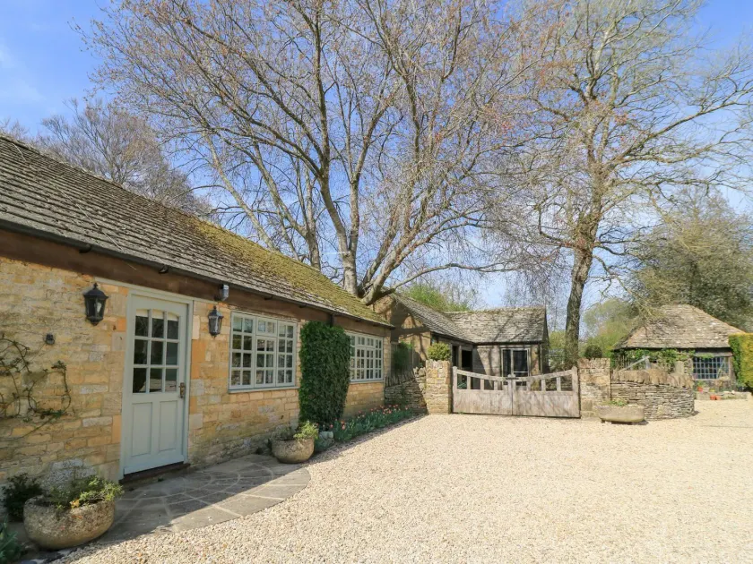 Foxhill Farm Barn - Image 1