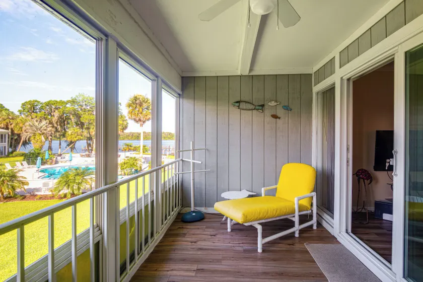 Quaint Welaka Getaway: Steps to St Johns River! - Image 1