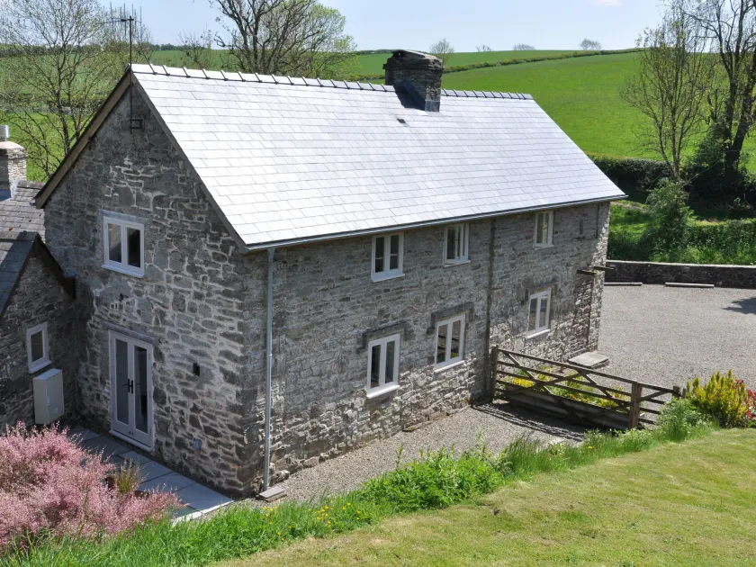 Rockhill Farmhouse - Image 1