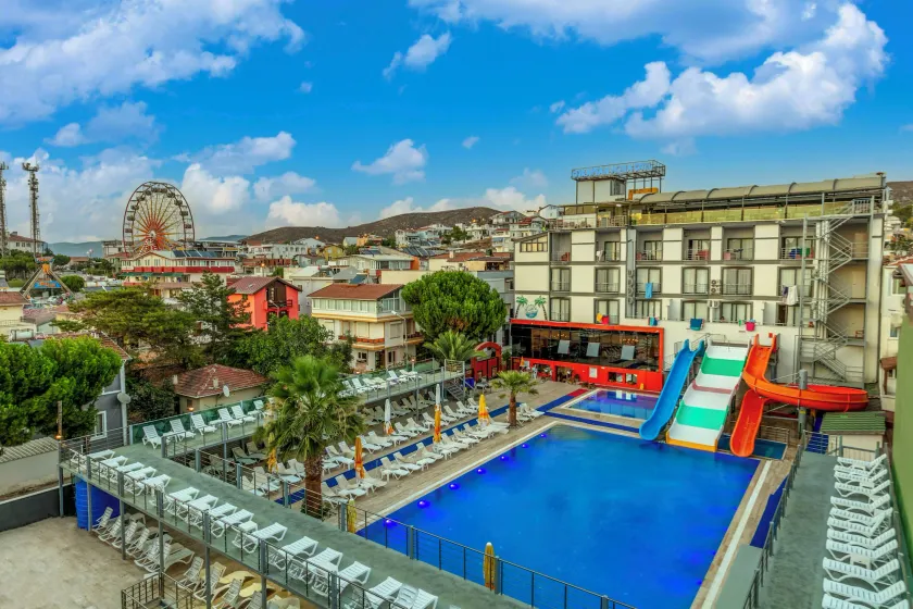 Özkaptan Aqua Otel - Image 1