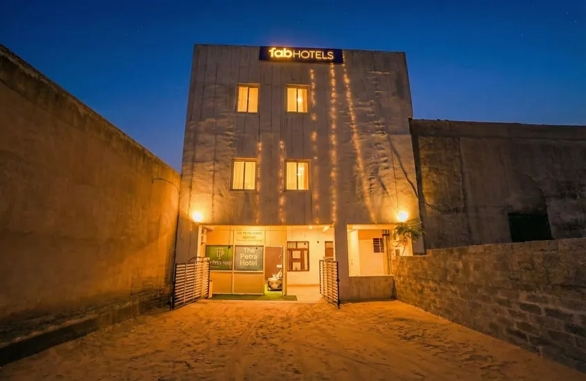The Petra Hotel - Image 1
