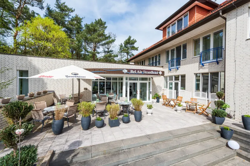 Bel Air Strandhotel Glowe - Image 1