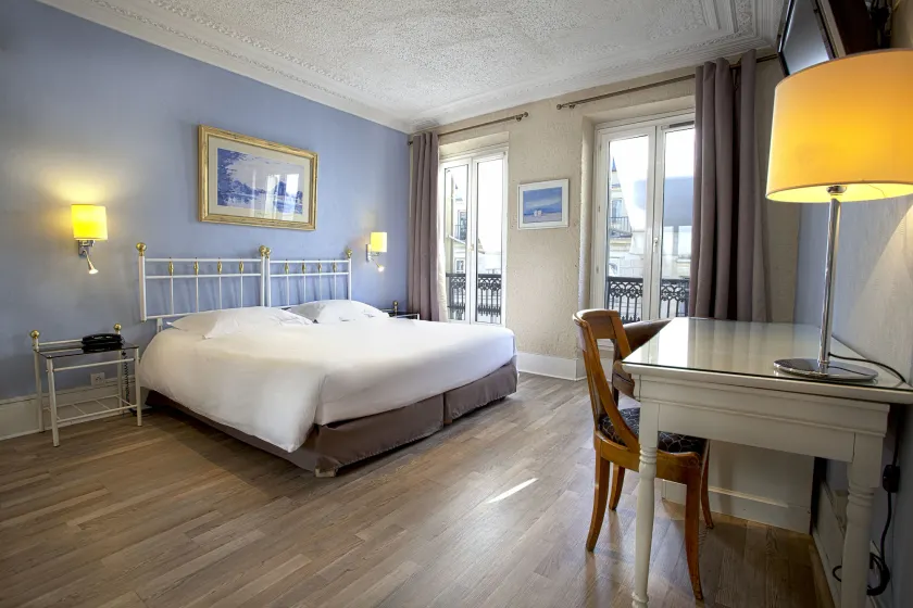 Hôtel Atlantis Saint-Germain-des-Prés - Image 1