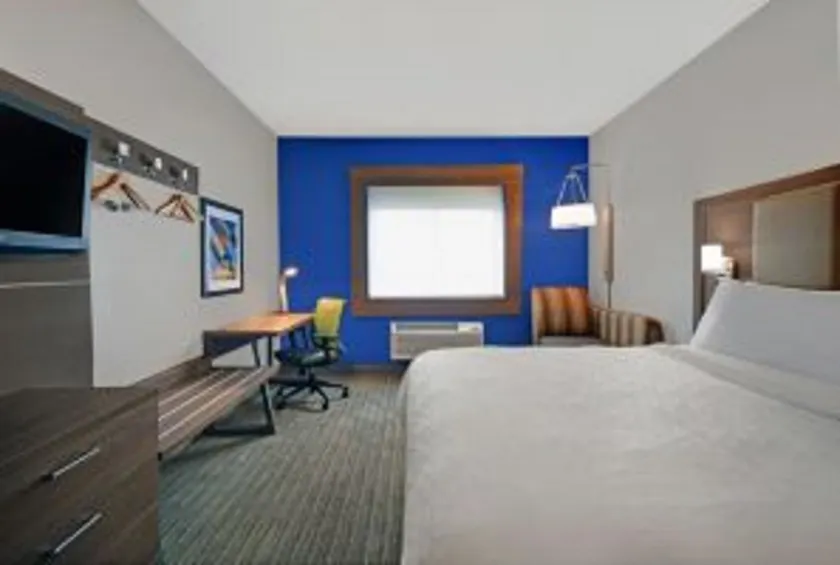 Holiday Inn Express & Suites - Detroit - Dearborn by IHG - Værelse