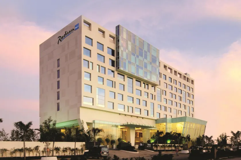 Radisson Blu Hotel Pune Kharadi - Image 1