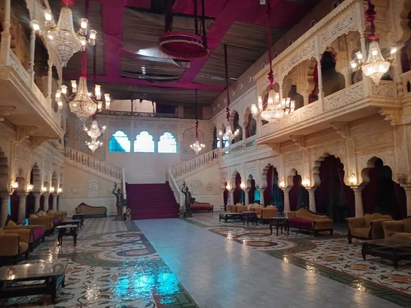 ND Film City and Heritage Theme Resort - Lobby