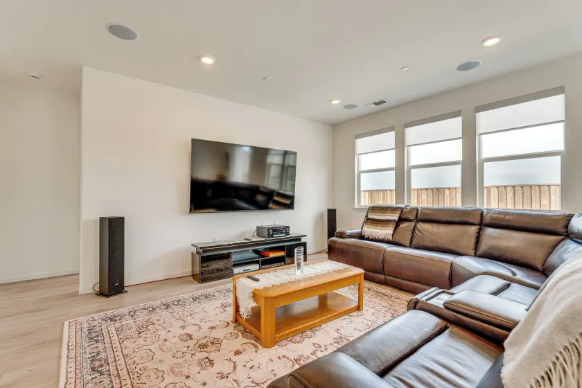 Newly Built Home w/ Patio: 4 Mi to Dtwn Hollister - Image 1